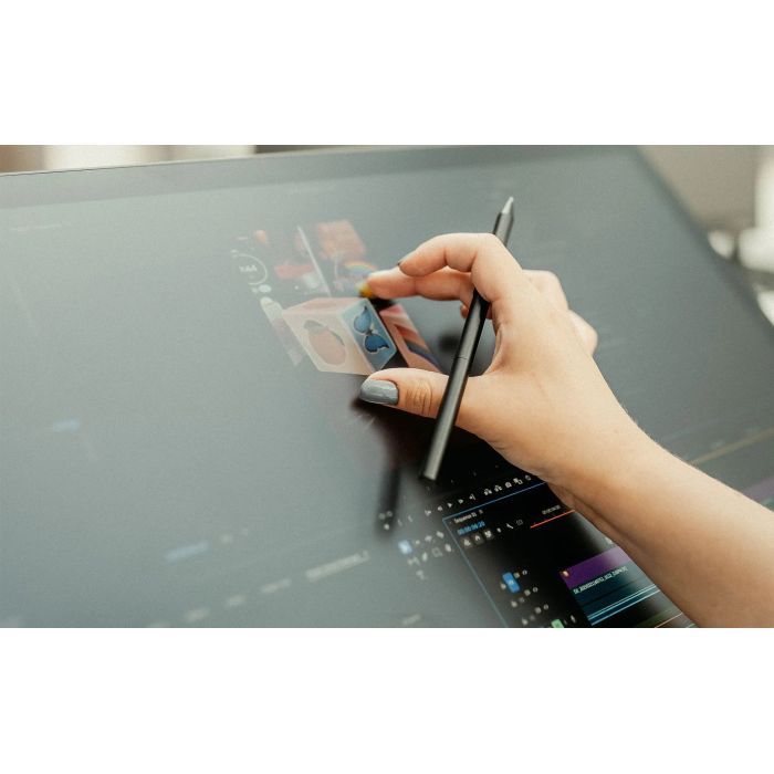 Графический планшет Wacom Cintiq 24 touch (2025) (DTH246K0B) изображение 6