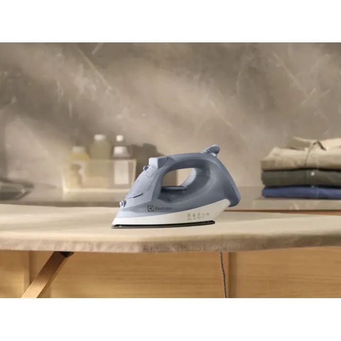 Утюг Electrolux E3SI1-2DB изображение 11