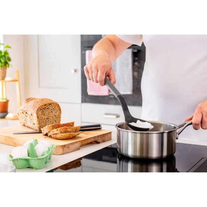 Ложка кухарська KitchenAid Classic для сервірування з прорізами 34 см сірий (KHA004OHCHGG) зображення 4