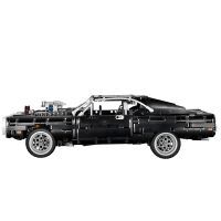 Конструктор LEGO Technic Dodge Charger Домініка Торетто 1077 деталей (42111) зображення 3