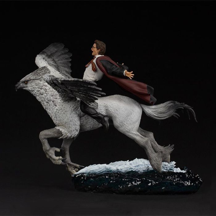 Статуэтка Iron Studios Harry Potter Harry Potter and Buckbeak (WBHPM41021-10) изображение 2