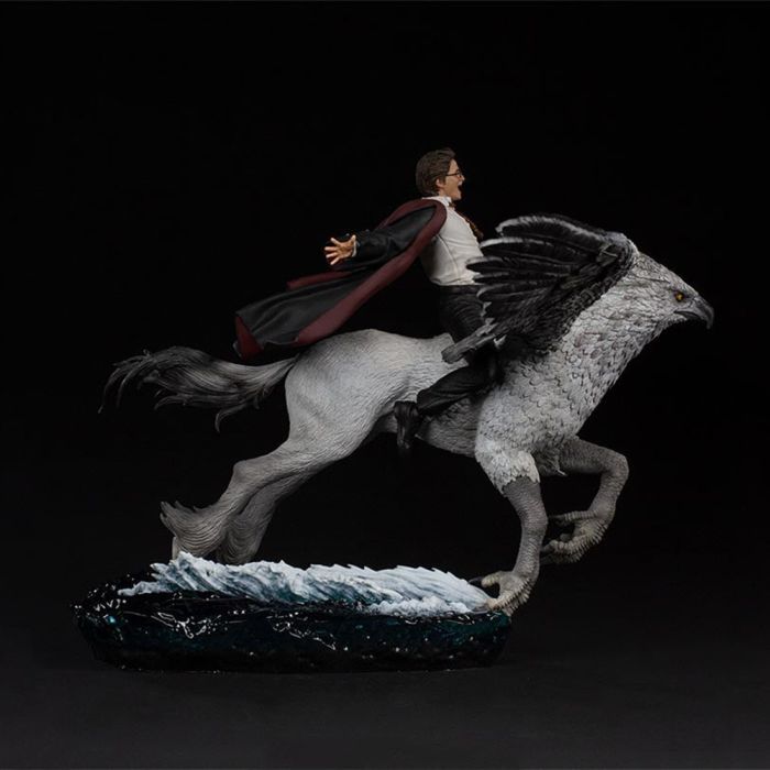 Статуэтка Iron Studios Harry Potter Harry Potter and Buckbeak (WBHPM41021-10) изображение 4