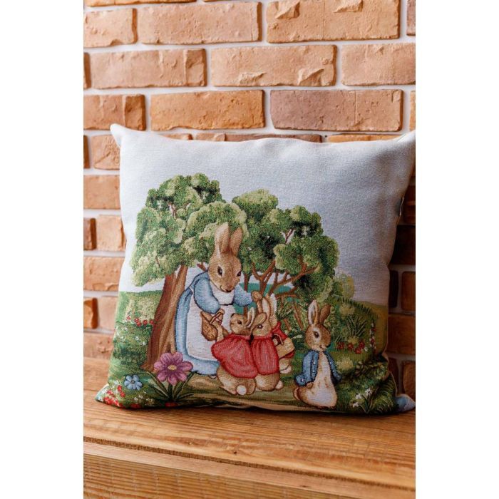 Наволочка Прованс гобеленовая декоративная Зайчиха с зайчатами Лужайка 45х45 см (034240) изображение 3
