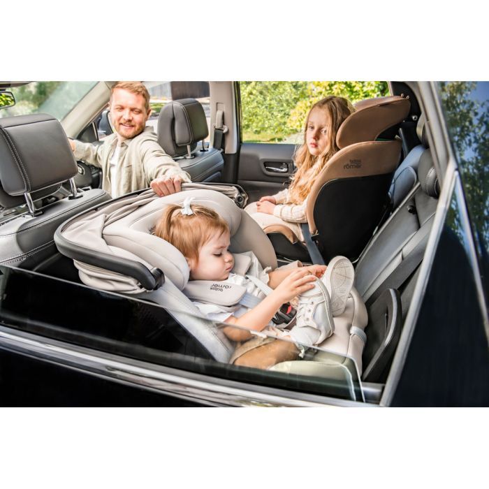 Автокресло Britax-Romer SWIVEL-GROW Max Air (Onyx Black) (2000042295) изображение 24