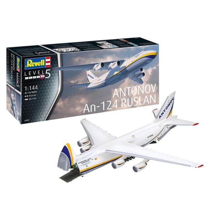 Сборная модель Revell Грузовой самолет АН-124 Руслан уровень 5 масштаб 1:144 (RVL-03807)