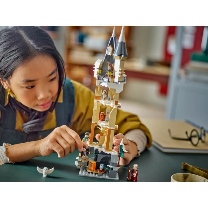 Конструктор LEGO Harry Potter Совиный двор замка Хогвартс 364 детали (76430) изображение 9
