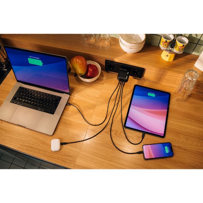 Зарядний пристрій Verbatim MiniGaN 100 W 4 ports (3xUSB-C/1xUSB-A) (32231) зображення 6