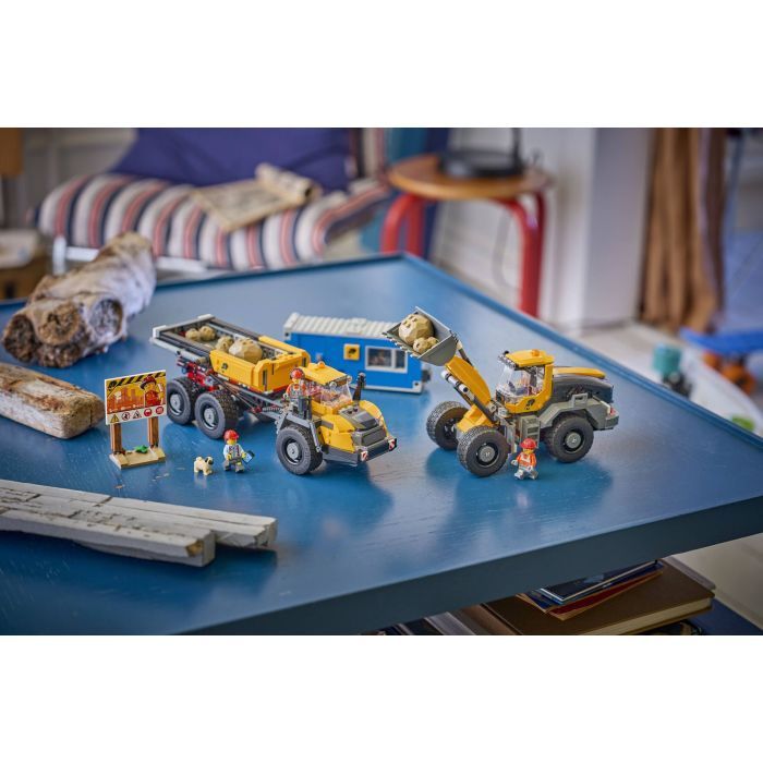 Конструктор LEGO City Самосвал и фронтальный ковшовой погрузчик (60494) изображение 11